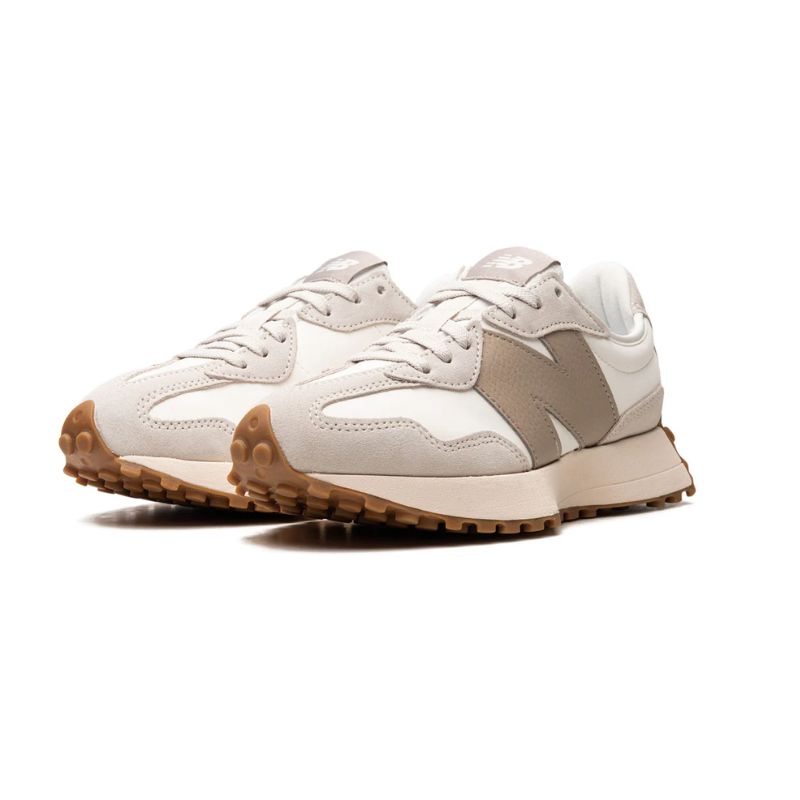 New Balance 327